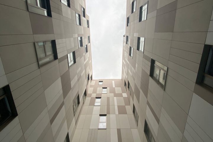 EQUITONE [Tectiva] Grand Hotel Savoy Budapest